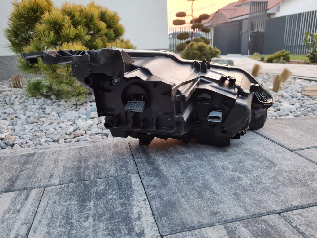 Peugeot 3008 ii 5008 ii рестайлинг  лампы перед full led eco 89914772, 89914770 Оригинал