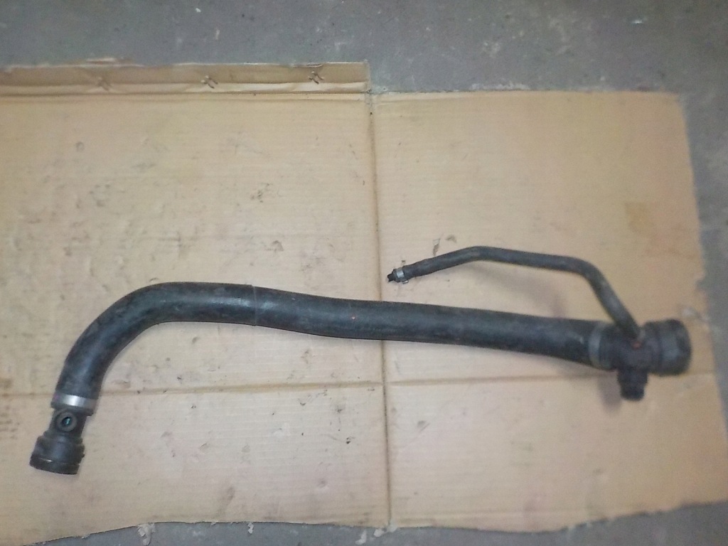 Купити Bmw оригінальний номер 8514434 шланг радіатора води