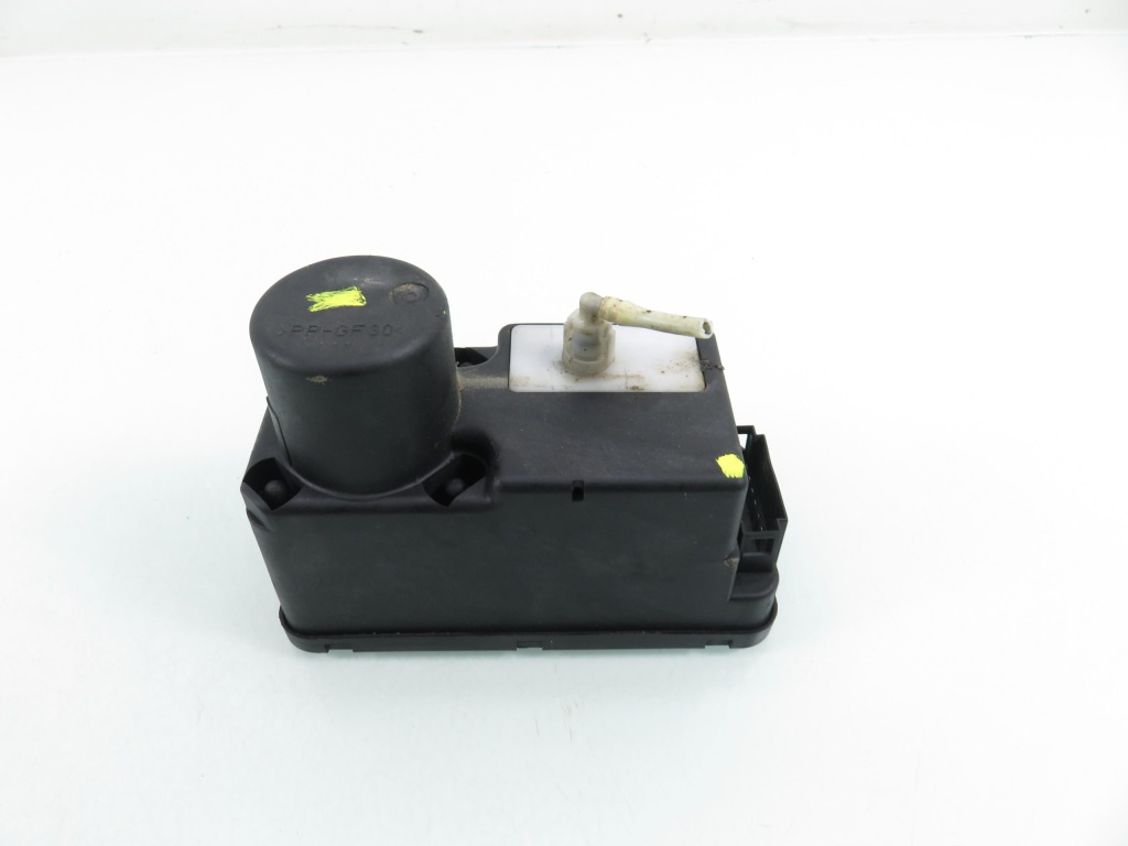 Купити Помпа замка центрального vw golf 3 1h0962257g