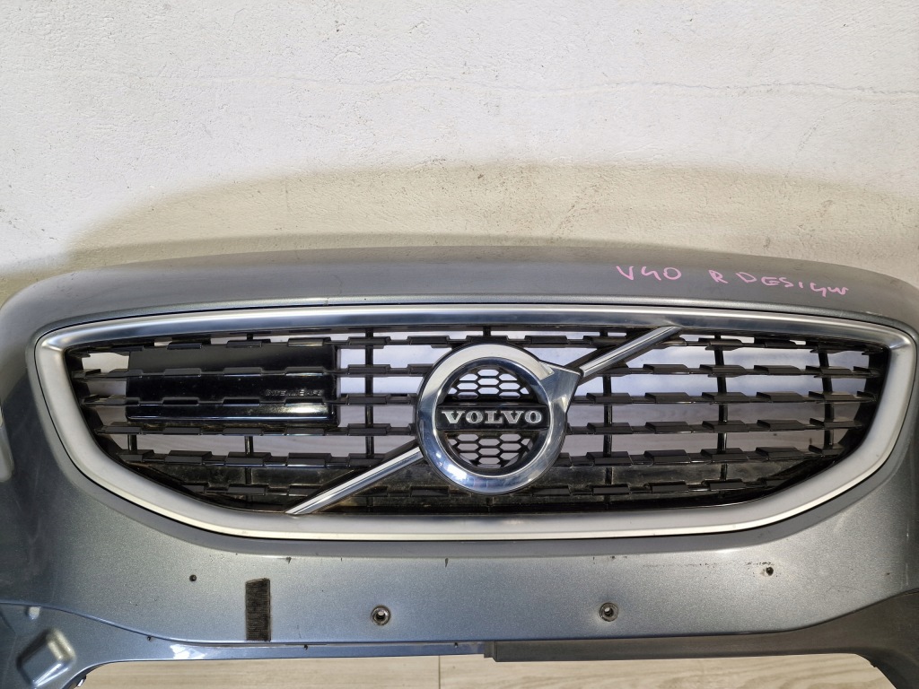 фото №5, Volvo v40 lift 2016 - r-design бампер перед