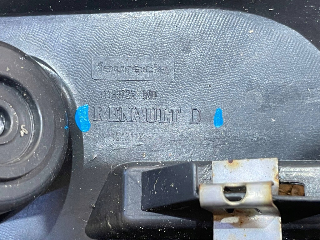 фото №11, Renault zoe 12-19 напрямна кронштейн кронштейн бампера правий перед передній