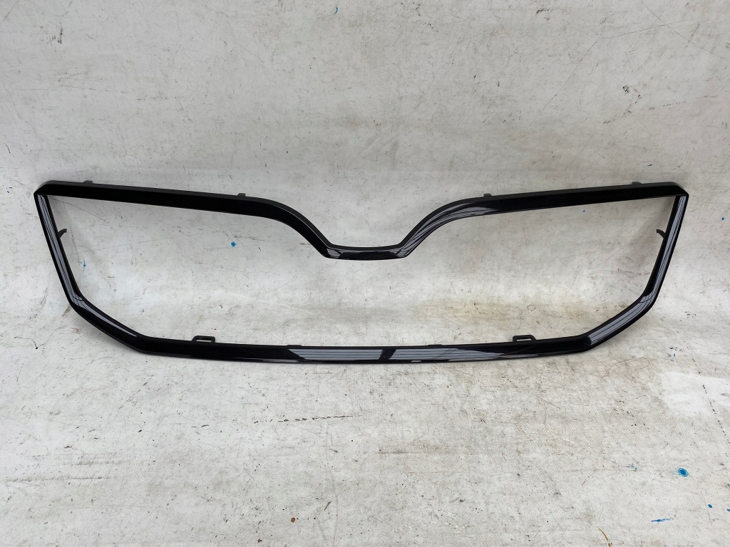 фото №1, Skoda octavia iii 5e 13- рамка решетка решётка czarna 5e0853761a