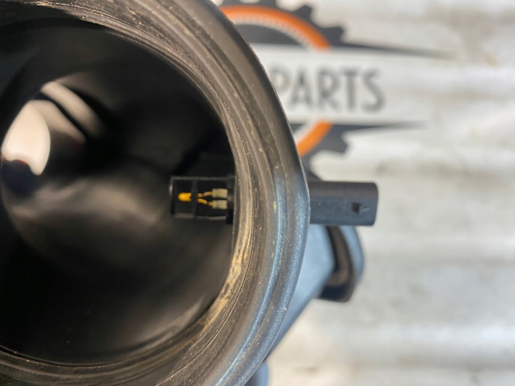 фото №4, Резонатор повітрозабірник фільтра 3.6 chrysler 200 2015-