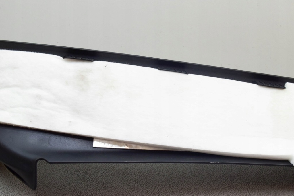 Задняя левая молдинг декоративная порог audi a8 4h_ 4h0864607 4.2l бензиновый 273kw Киев