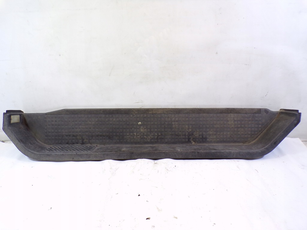 фото №1, Vw t4 подножка порог накладка na порог правый 705863726a