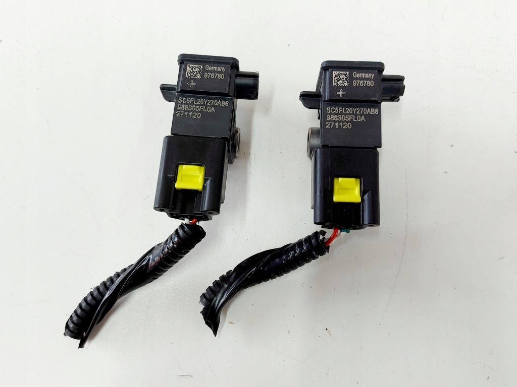 фото №1, Micra k14 renault датчик удара с штекер 20r.