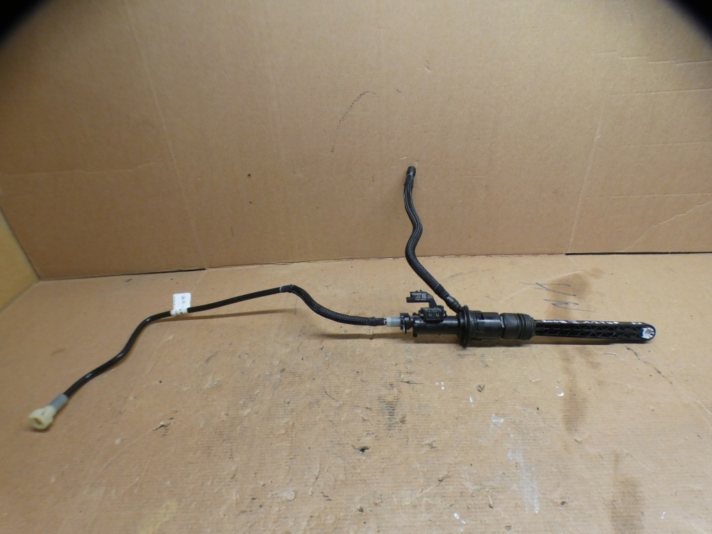 фото №1, Peugeot 2008 ii 2023 gt привід зчеплення / циліндр зчеплення / 9824255480