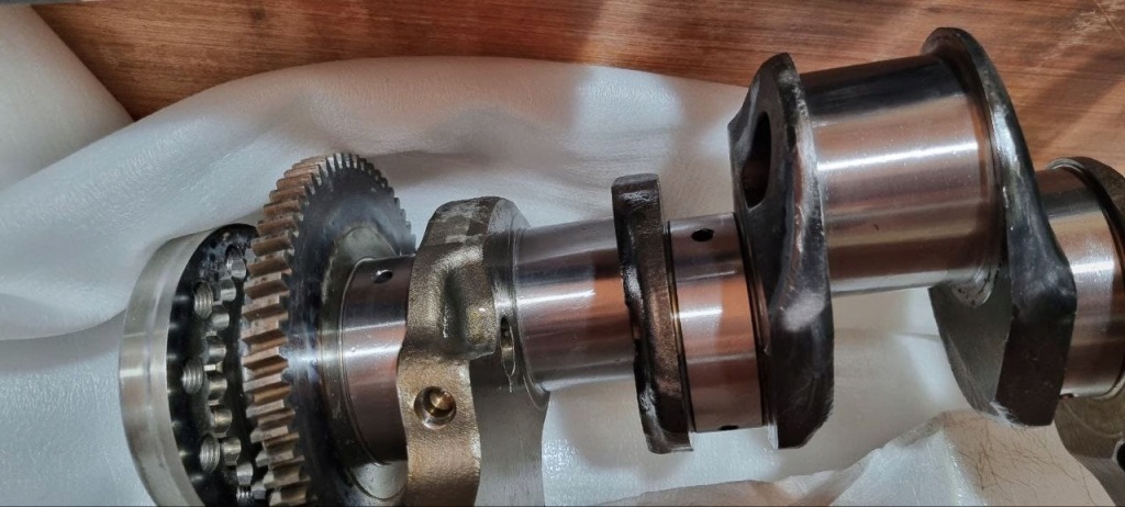 Купити Wał колінчастий audi q7 4l ccga ccg 6.0 tdi v12 05a101e 05a105101e набір