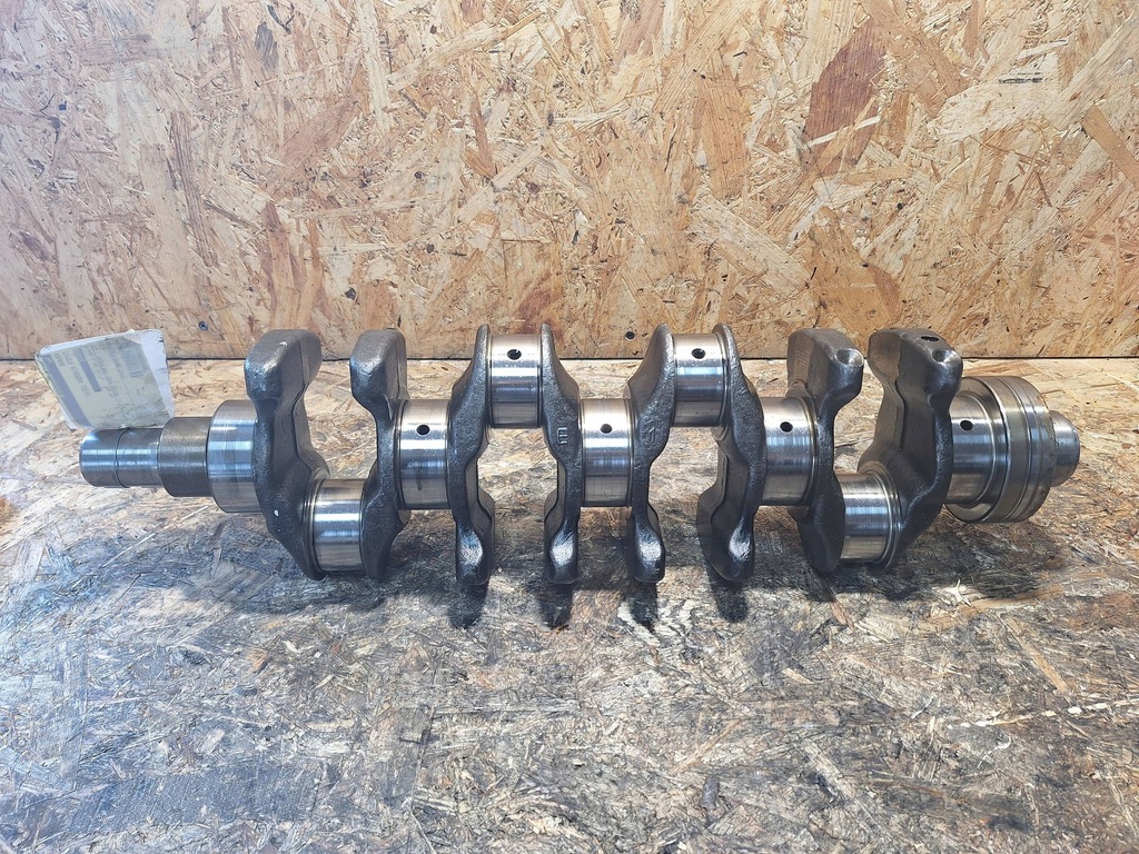 фото №8, Wał коленчатый toyota hilux vi 01-06 2.4 td 2kd номинал