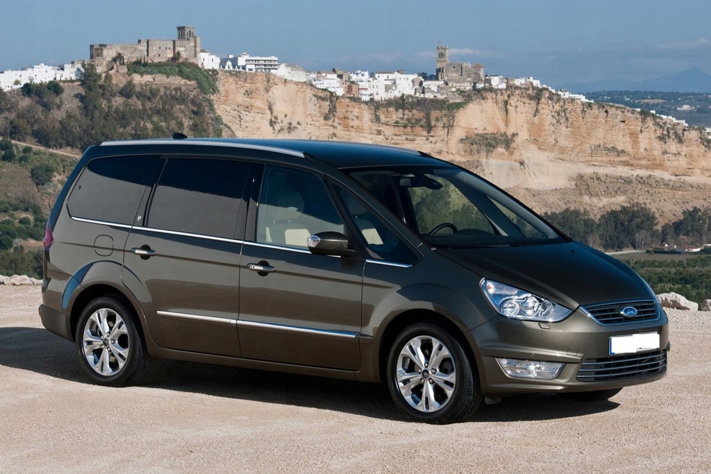 фото №8, Ford galaxy mk3 обшивка защита бардачка задняя