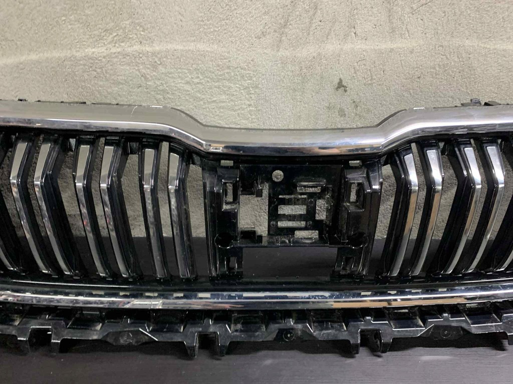фото №7, Skoda kodiaq 565 lift sportline 21-24 решітка радіатора решітка радіатора 565 oem skoda хром