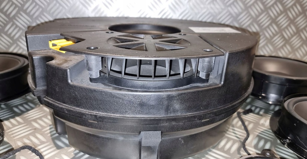 фото №11, Vw arteon 3g8 динамики аудиосистема dynaudio динамик набор труба комплект