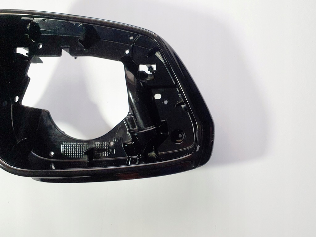 Рамка зеркало правая bmw f01 f10 рестайлинг  shadow line r Доставка