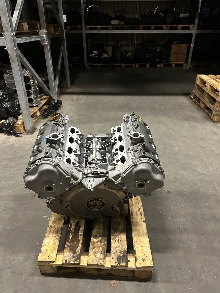 фото №1, Двигатель vw touareg 4.2 fsi v8 cgn