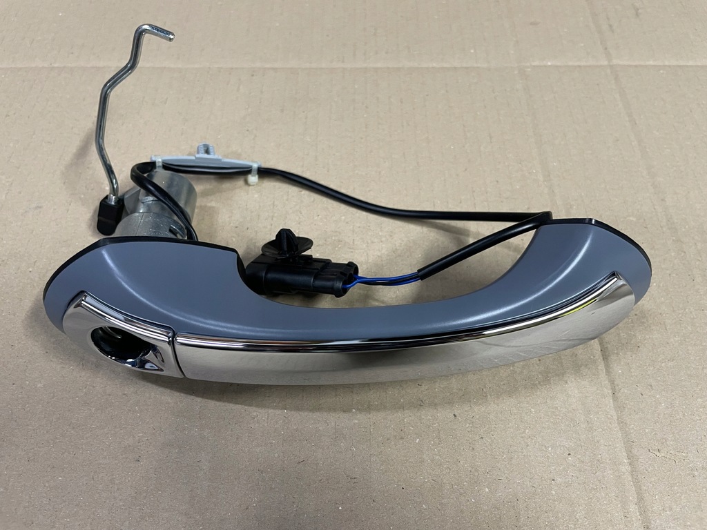 фото №2, Lancia thesis ручка зовнішня перед права nowa