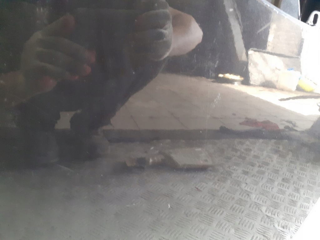 фото №3, Дверь левый перед alfa romeo 159 601