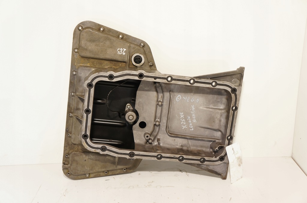 Купить Поддон масляная opel vectra 2.5 v6 r90400102