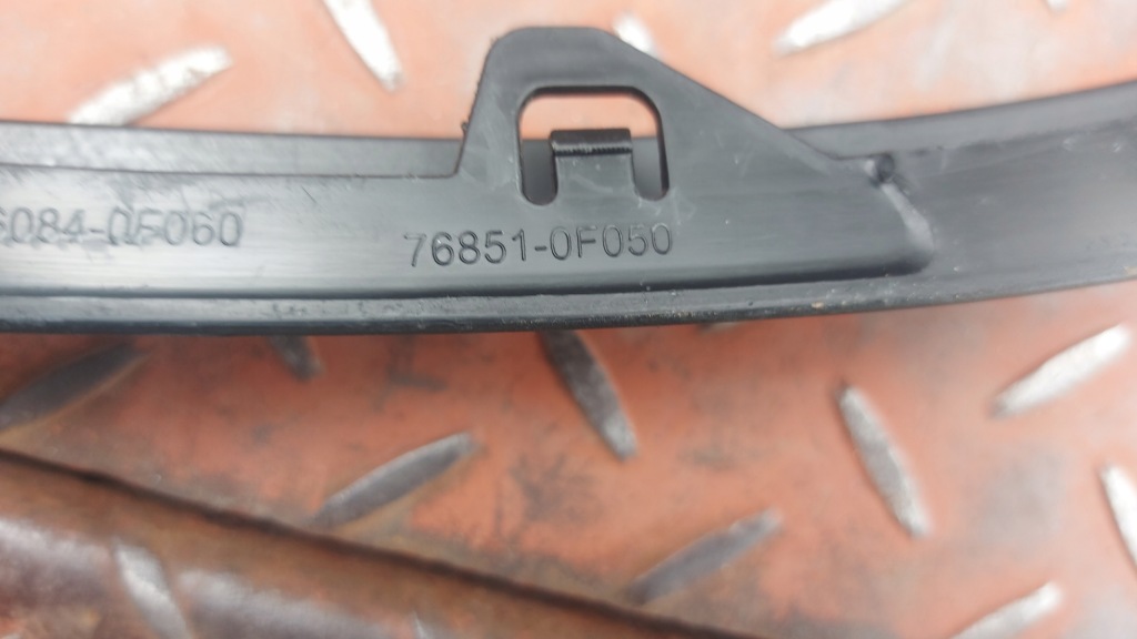 фото №14, Молдинг накладка-спойлер бампера правая правый перед передний toyota verso 12-15