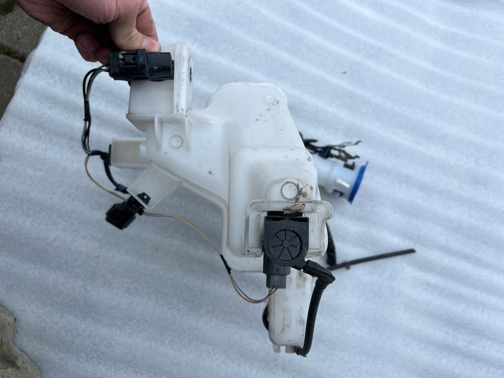 фото №8, Mazda 3 bp бак омывателя sedan rok 2020