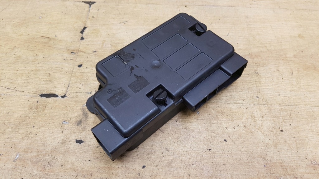 Купити Клема плюсова vw passat b7 америка