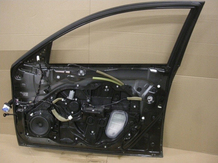фото №3, Mazda 6 2007 двері праве перед