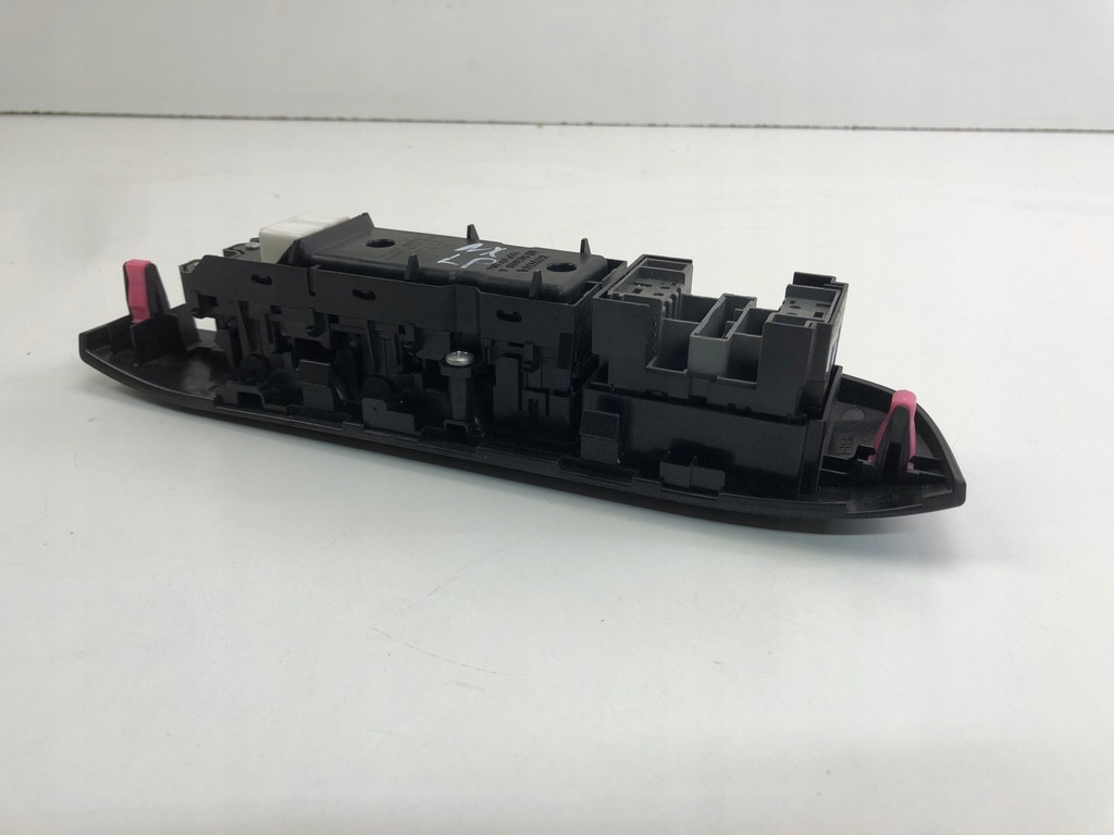 фото №13, Lexus nx панель керування вікон 84040-78010