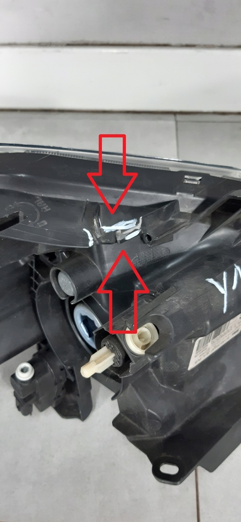 фото №10, Toyota auris i lift лампа ліва перед 81150-02a60