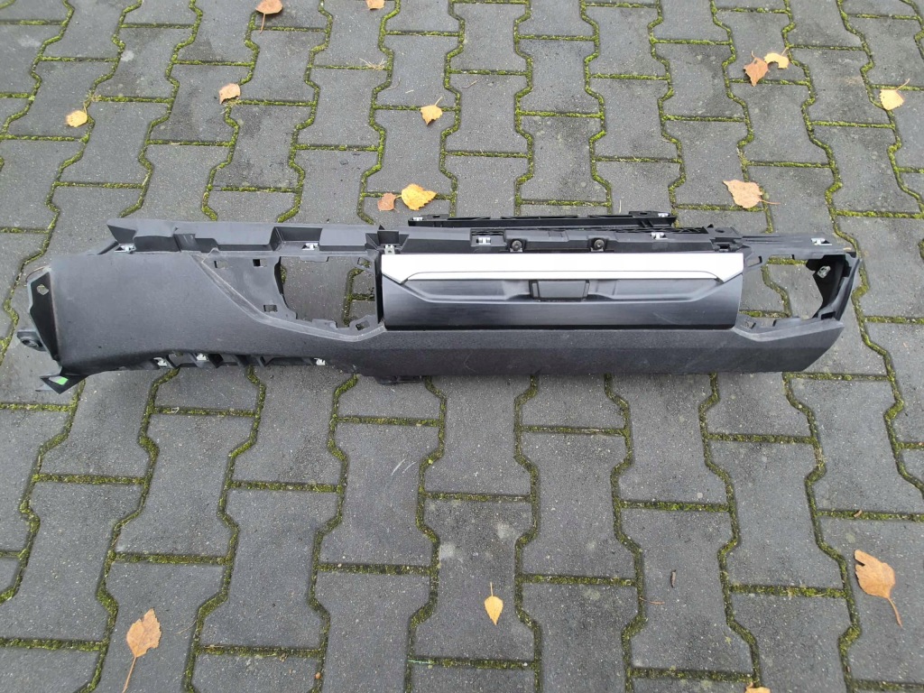 Купити Панель  бардачок scania r ngs 2255723