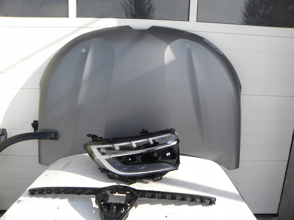 фото №2, Renault austral капот лампа full-led правая, бампер 2024 rok