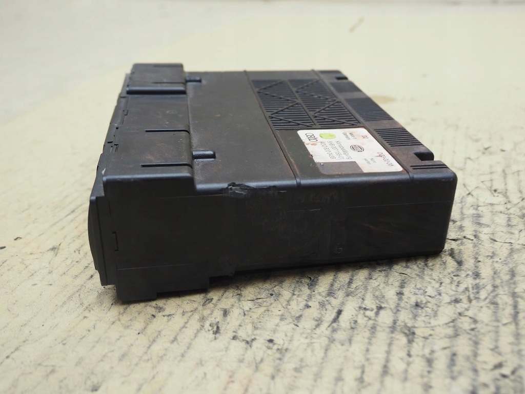 фото №11, Audi a8 d2 панель кондиционера 4d0820043b