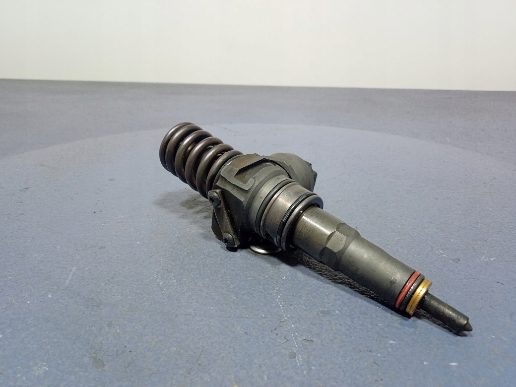 фото №16, Skoda roomster 1.4 tdi 69 km bnm насос-форсунка 038130073bp