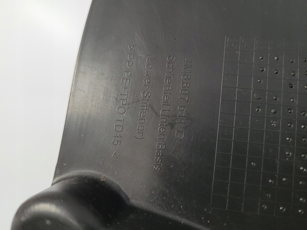 фото №10, Audi q8 4m8 нижняя защита pod бампер передний плита бампера 4m8807611d