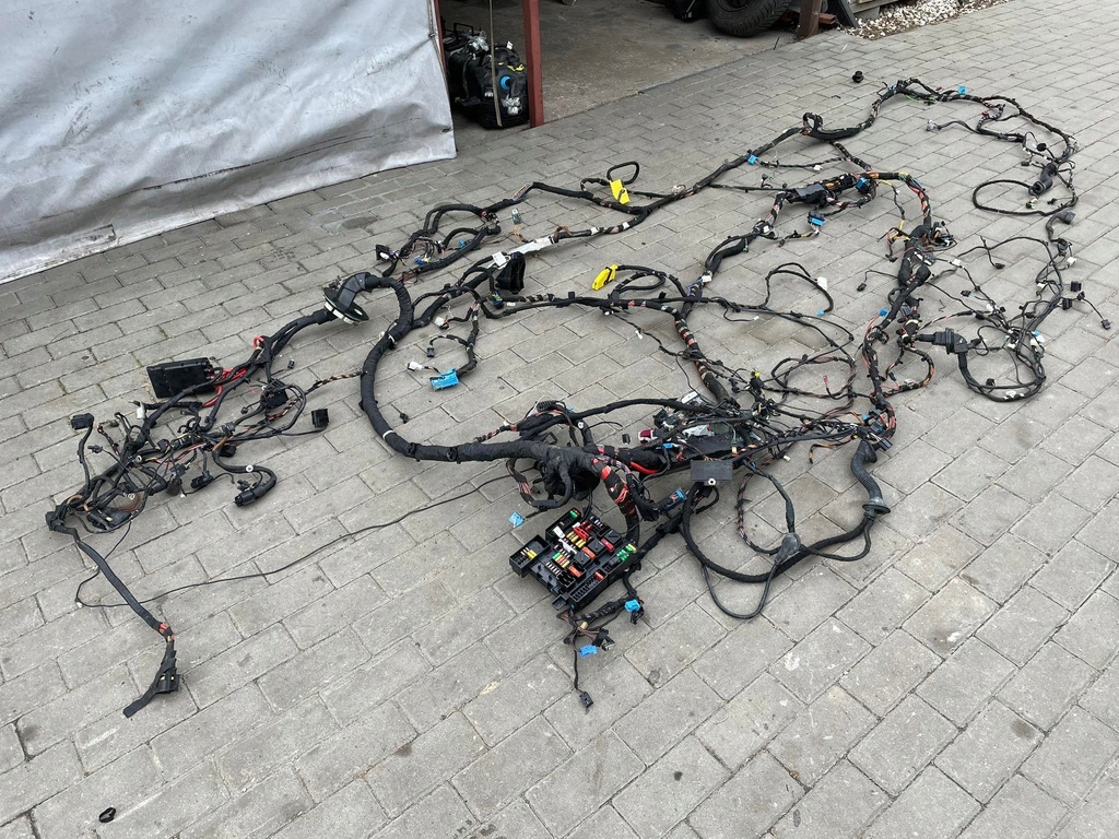 фото №1, Bmw x1 f48 электропроводка салона usa