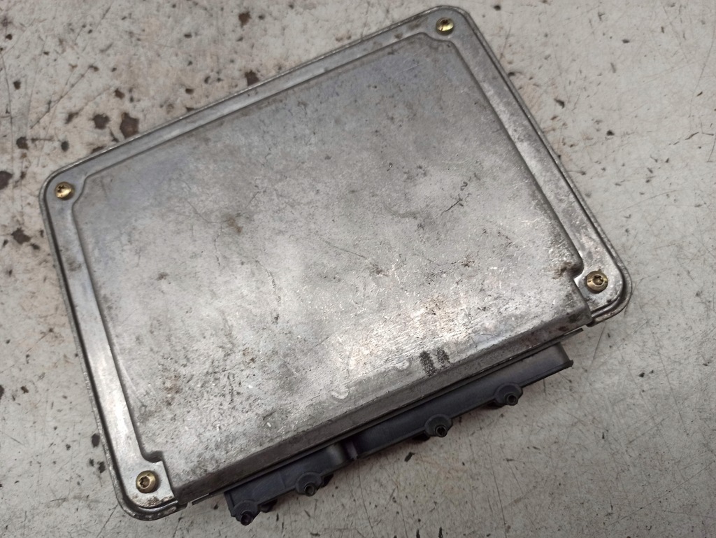 фото №8, Volkswagen passat b5 бортовой компьютер двигателя 038906018p