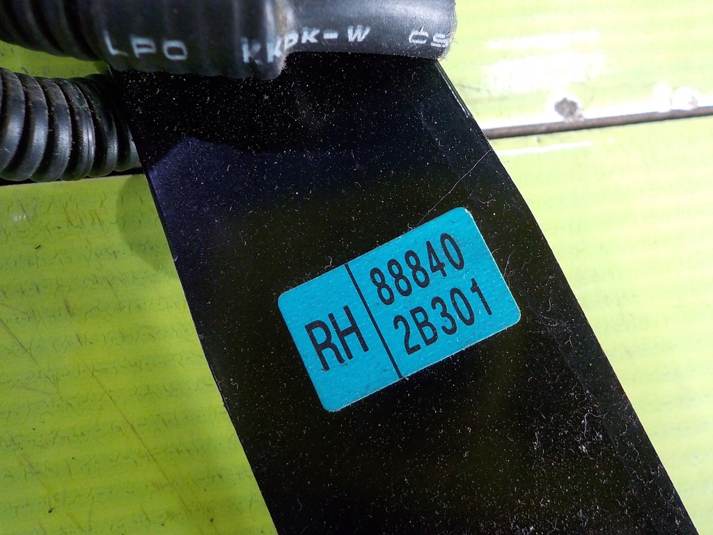 фото №6, Santa fe ii клипса поперечина правая перед 88840-2b301