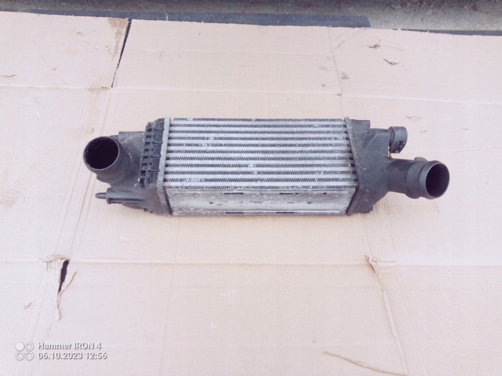 Купити Інтеркулер 2.0hdi citroen c5 x7 od 2008r. стан bdb valeo
