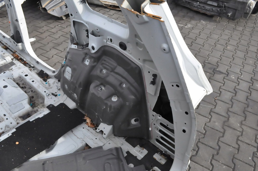 фото №10, Mercedes eqb x243 pas задняя задний крыло левый правый четверть поддон 23r 144