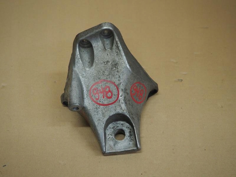 фото №1, Кронштейн кронштейн двигуна audi a6 c6 4f0399113aj