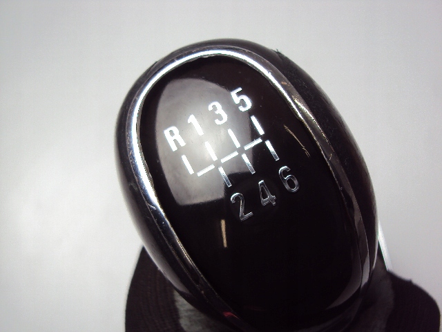 фото №2, Ручка чехол передач opel zafira c 2013 r