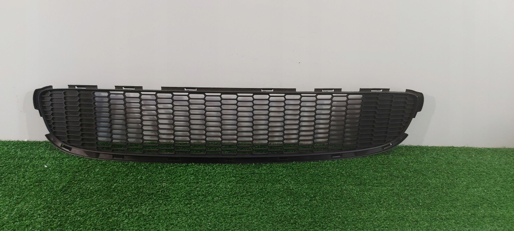 фото №1, Mini cooper s r55 r56 r57 решётка бампера средняя