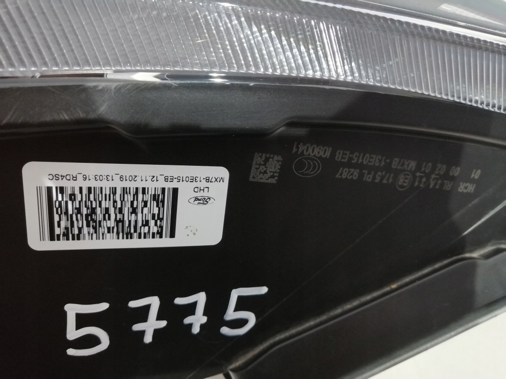 Ford focus iv mk4 фара full led ліва передня Доставка