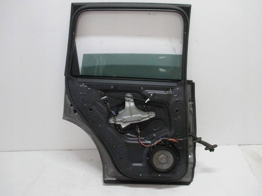 фото №6, Дверь левая задние porsche cayenne 06r