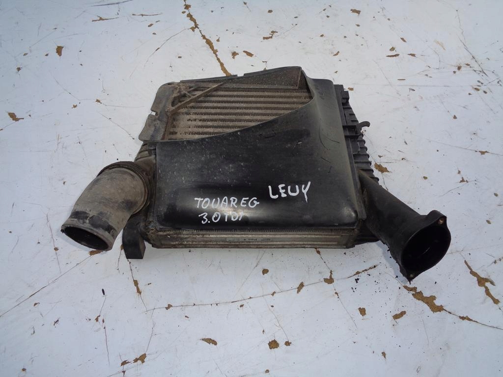 Купить Интеркулер левый vw touareg 1 7l 3.0 tdi