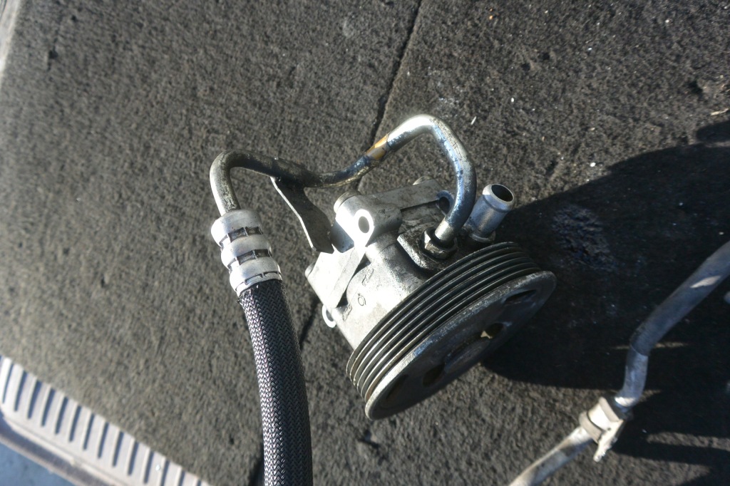 Насос усилителя шланг комплект  3.0b maserati quattroporte ghibli eu с Разборки