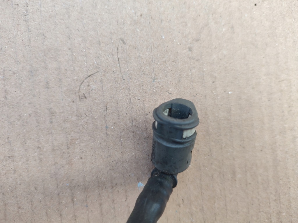 Дроти вакууму peugeot 1.6 thp v7595570 80 Недорого