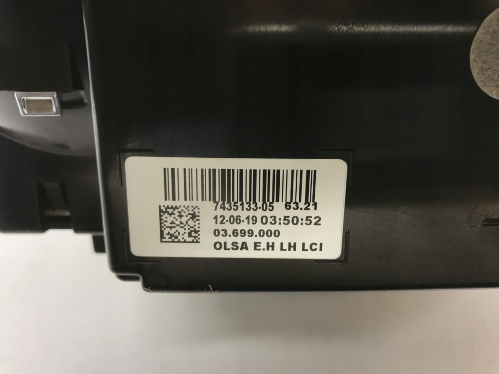 Фара ліва задня лівий задній mini f55 f56 рестайлінг  lci led 20- 7435133 Оригінал