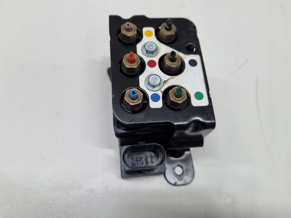 фото №6, Розподільник електроклапан пневматика zawiezenia компресор vw phaeton audi a8