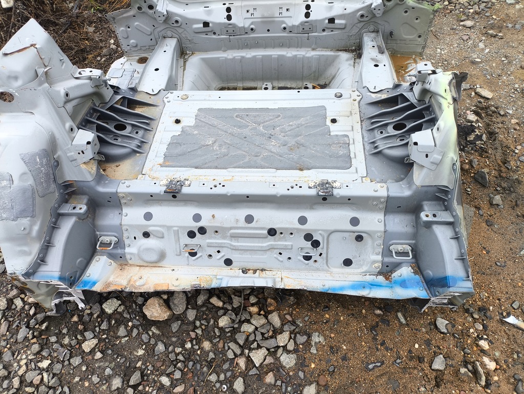 фото №6, Bmw i4 gran coupe g26 чверть задній pas підсилювач задня підлога багажника