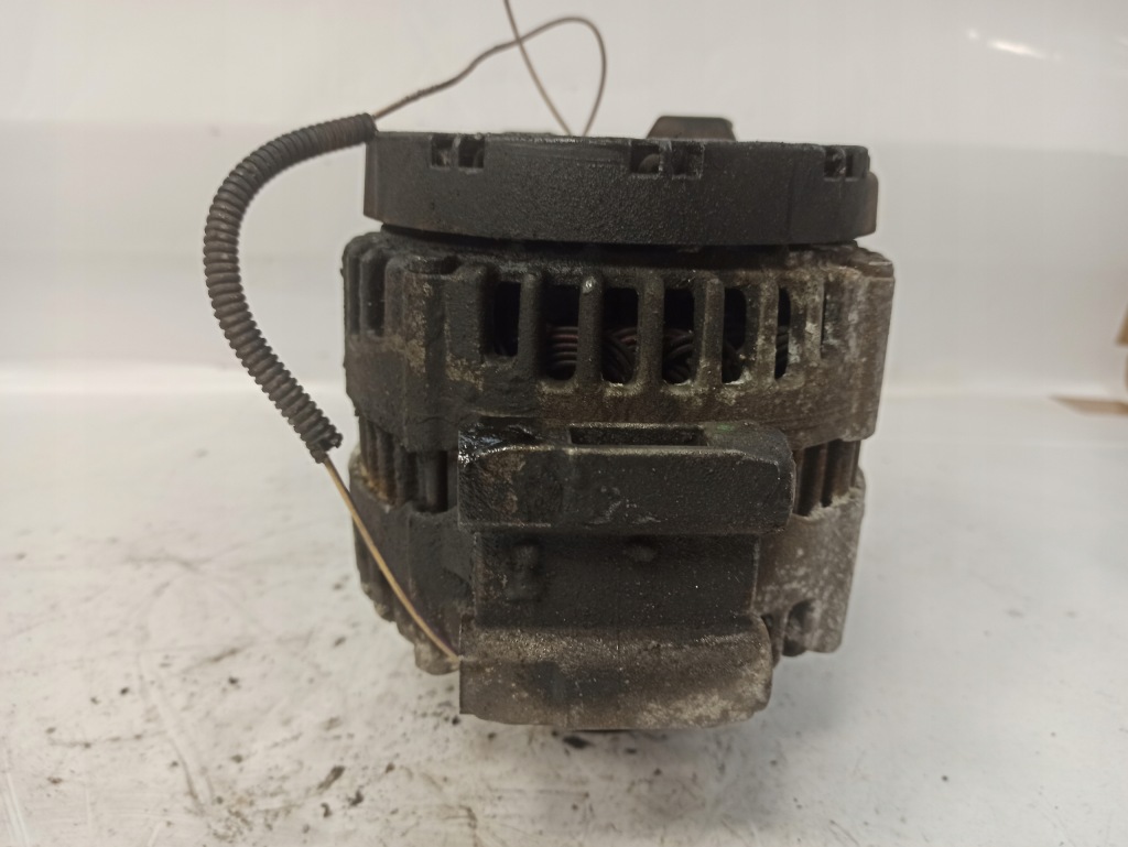 Bmw 3 e87 генератор bosch 0121715017 s7550469-05 в Украине