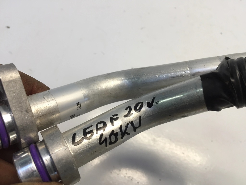 фото №2, Nissan leaf ii 2 2020 шланг кондиционера трубка